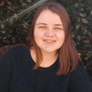 Meet your Posher, Macie